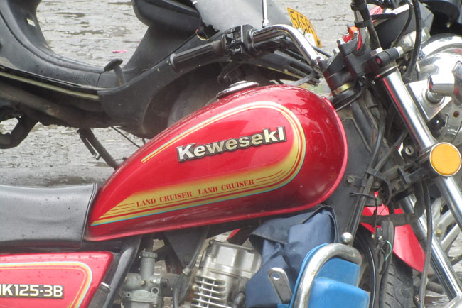 [Imagem: fake-motorbike-brands-china_keweseki.jpg]
